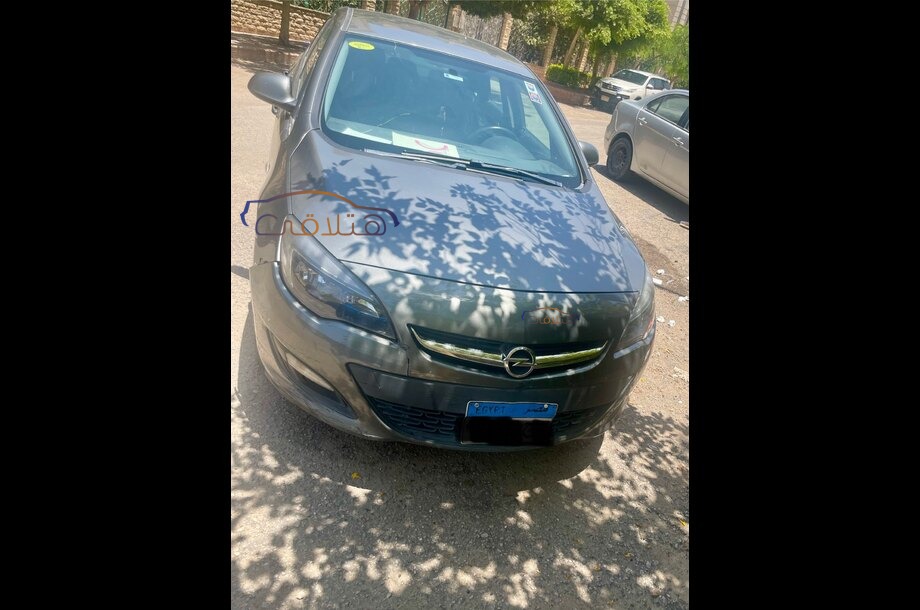 Astra Opel رمادي