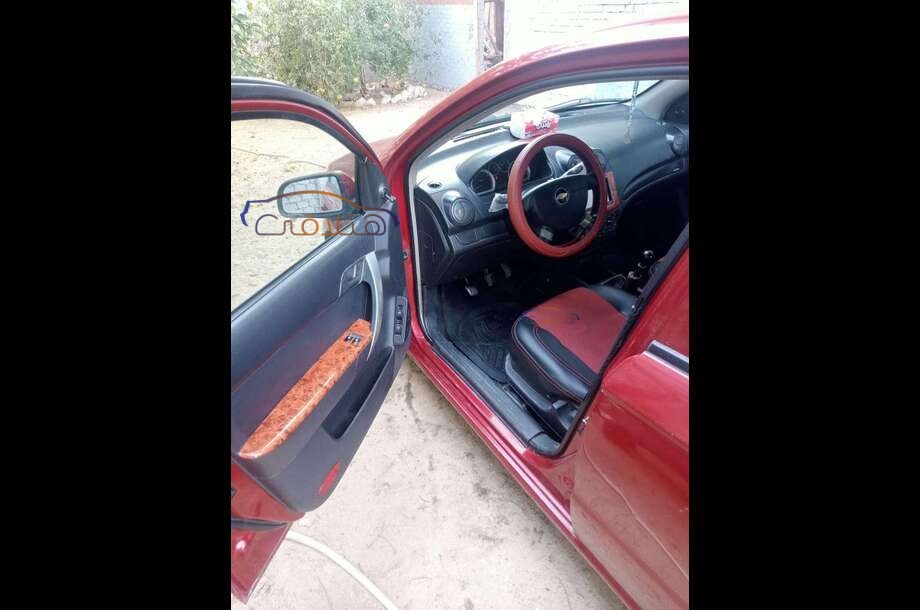 Aveo Chevrolet احمر
