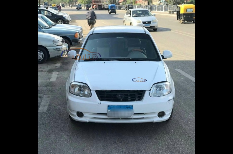 Verna Hyundai أبيض