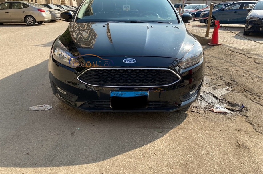 Focus Ford Black