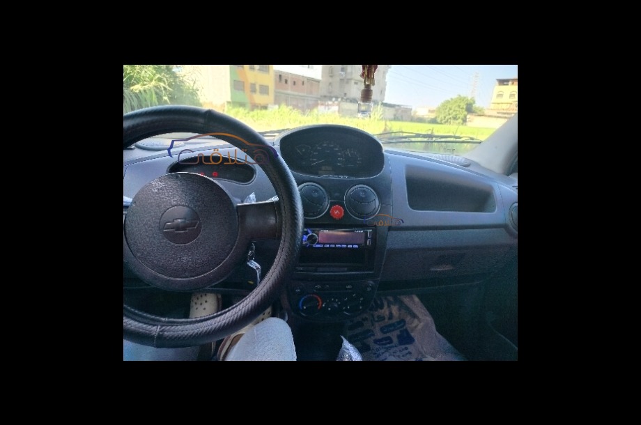 Spark Chevrolet فضي