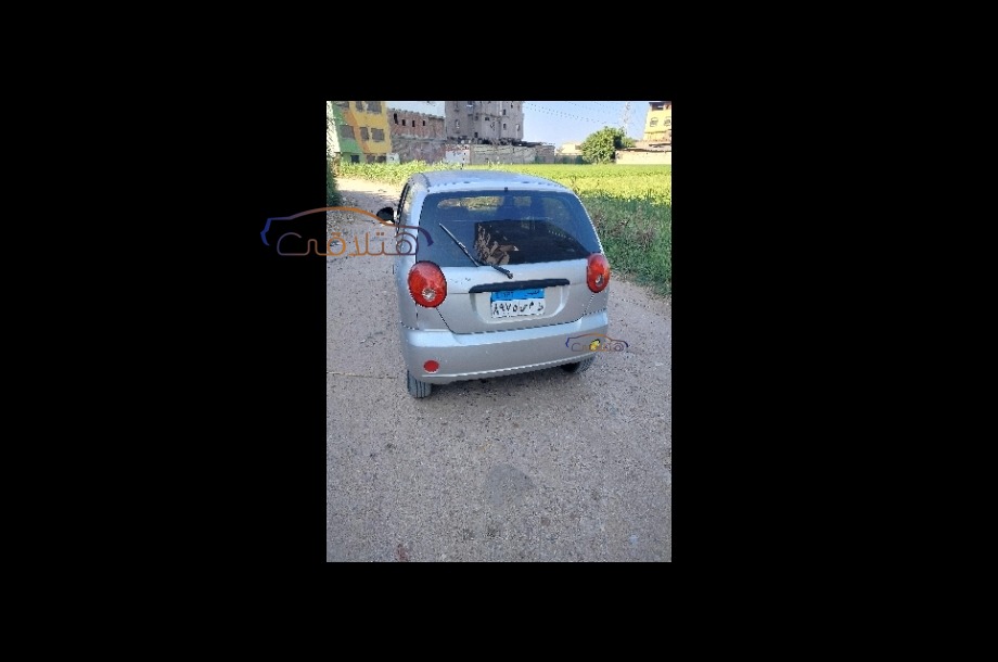 Spark Chevrolet فضي