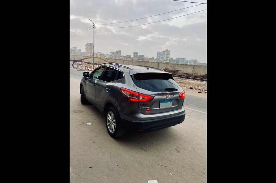 Qashqai Nissan Dark grey