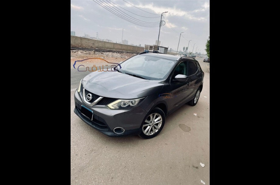 Qashqai Nissan Dark grey