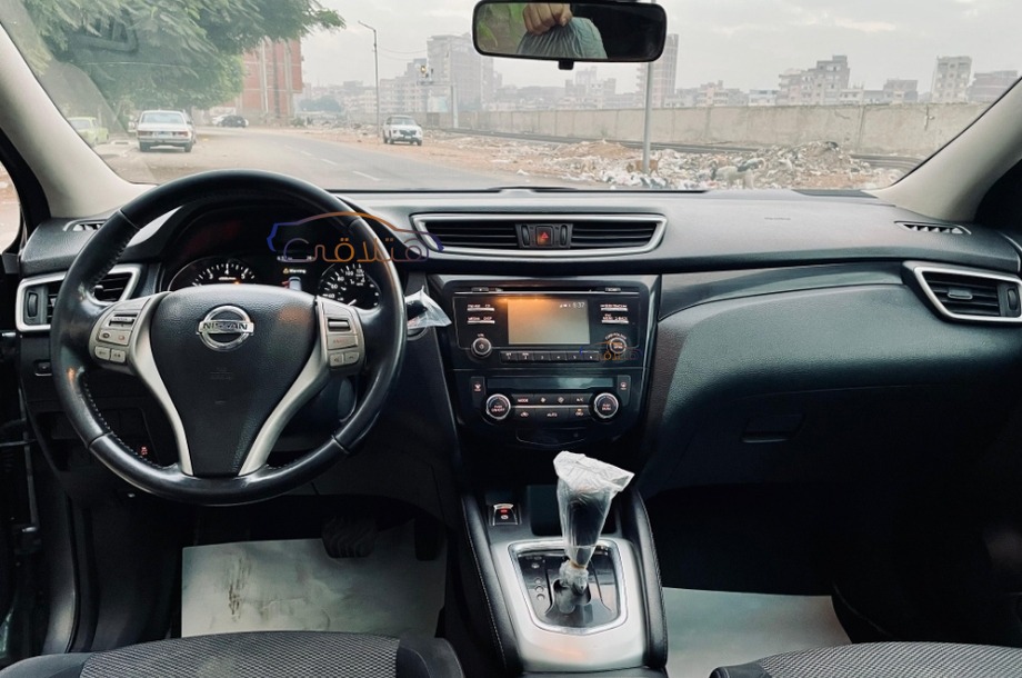 Qashqai Nissan Dark grey