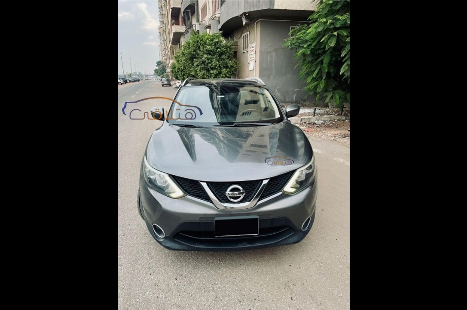 Qashqai Nissan Dark grey