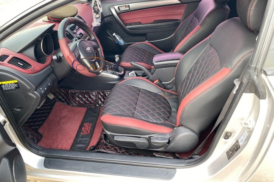 Cerato Koup Kia فضي