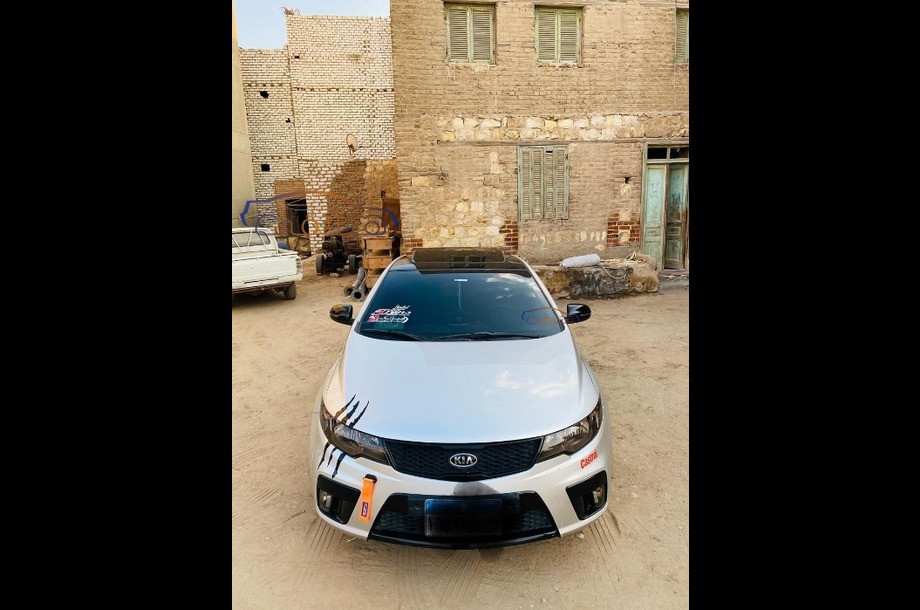 Cerato Koup Kia فضي