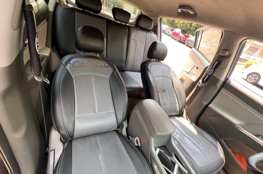 Sportage Kia أسود