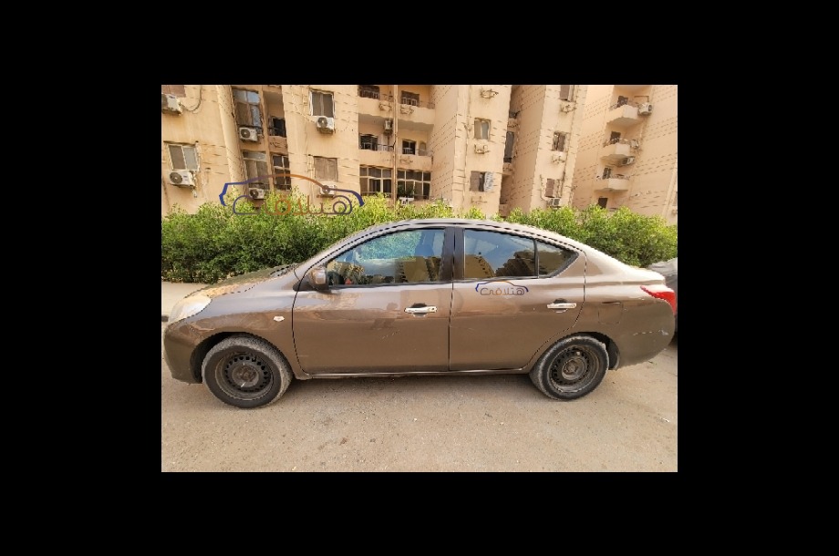 Sunny Nissan برونزي