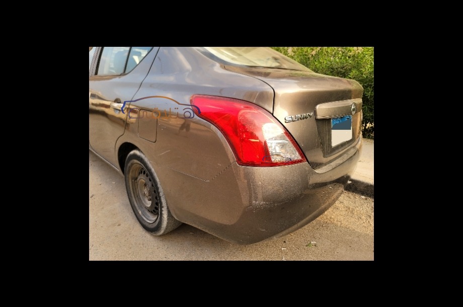 Sunny Nissan برونزي