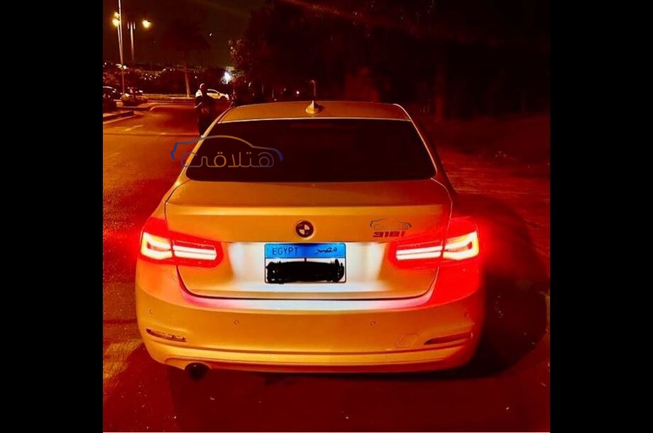 318 BMW أبيض