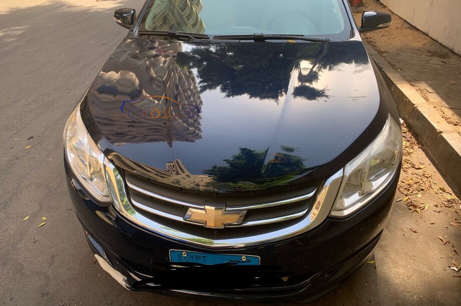 Optra Chevrolet الأزرق الداكن