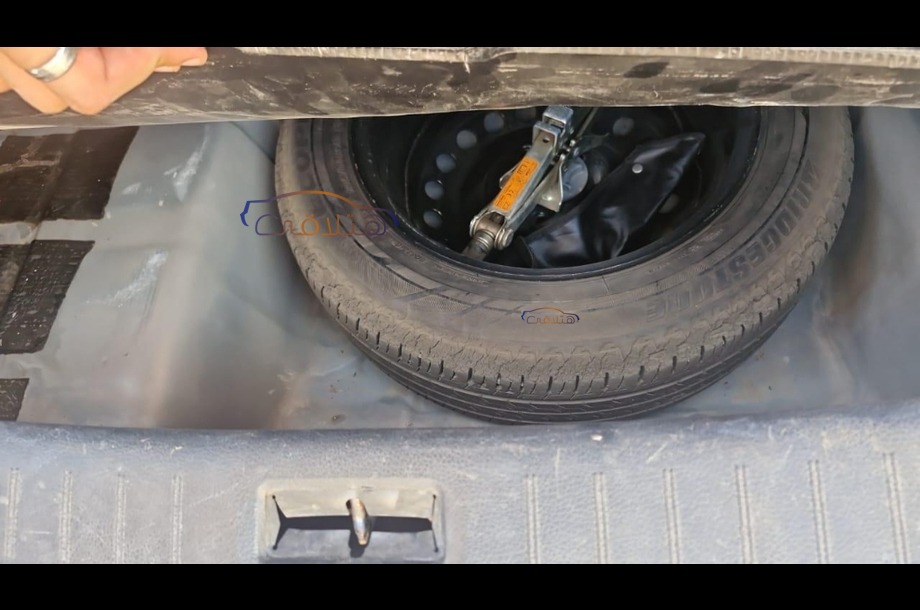 Sentra Nissan برونزي