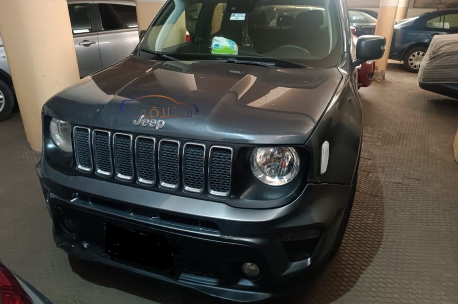 Renegade Jeep رمادي
