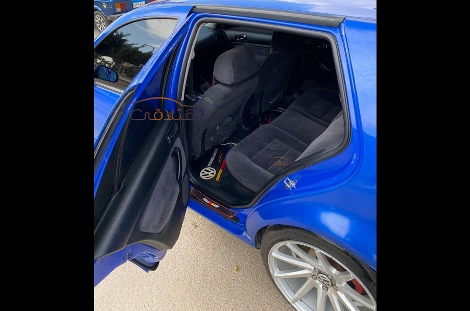 Golf 4 Volkswagen أزرق