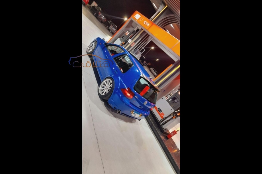 Golf 4 Volkswagen أزرق