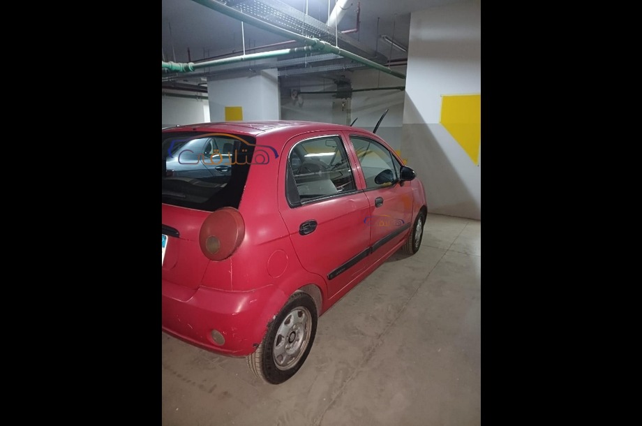Spark Chevrolet احمر
