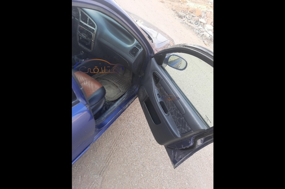 Lanos 2 Daewoo الأزرق الداكن