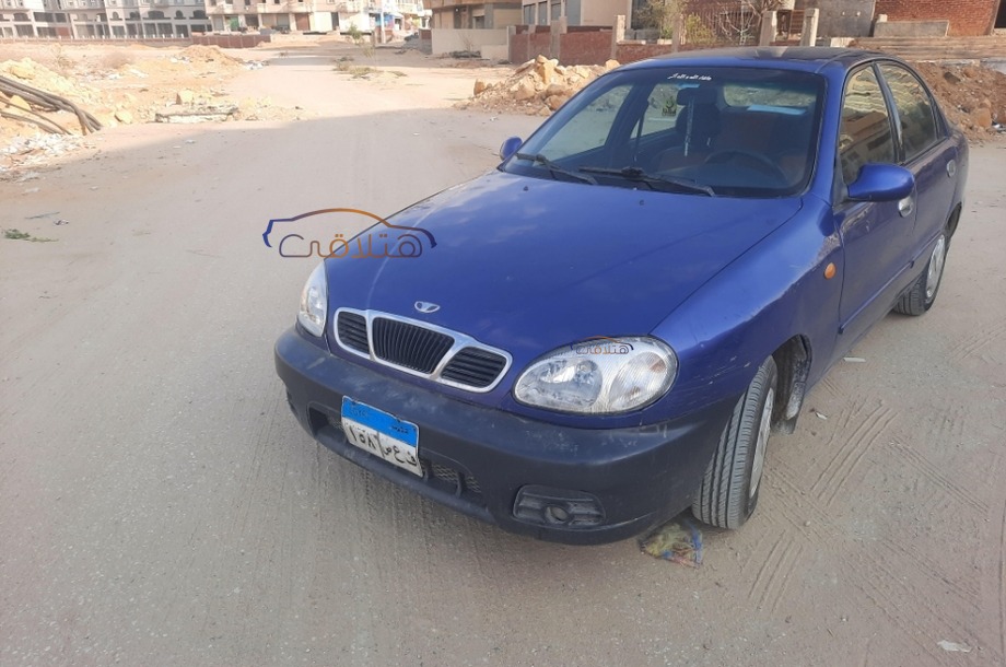 Lanos 2 Daewoo الأزرق الداكن