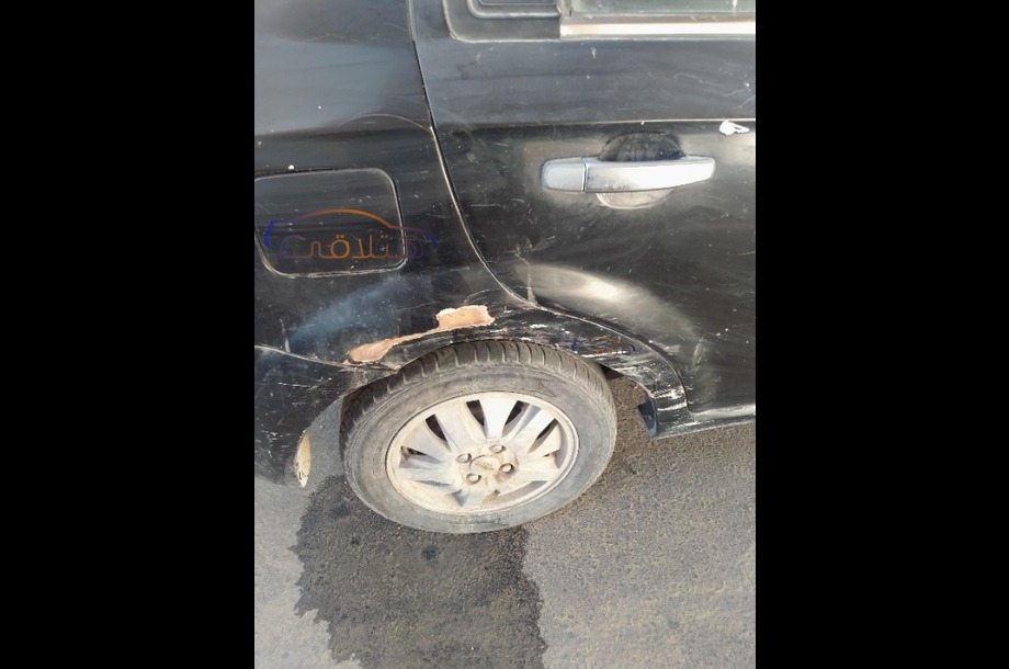 Aveo Chevrolet أسود