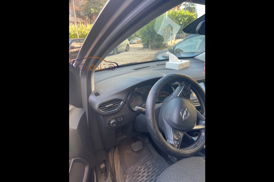 Crossland Opel فضي