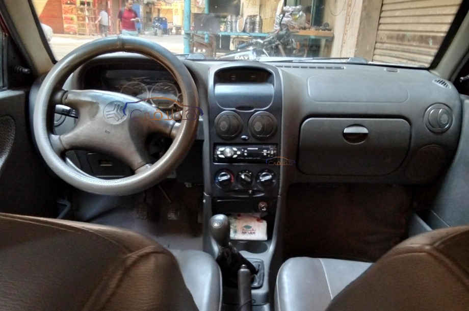 Saipa Kia احمر غامق