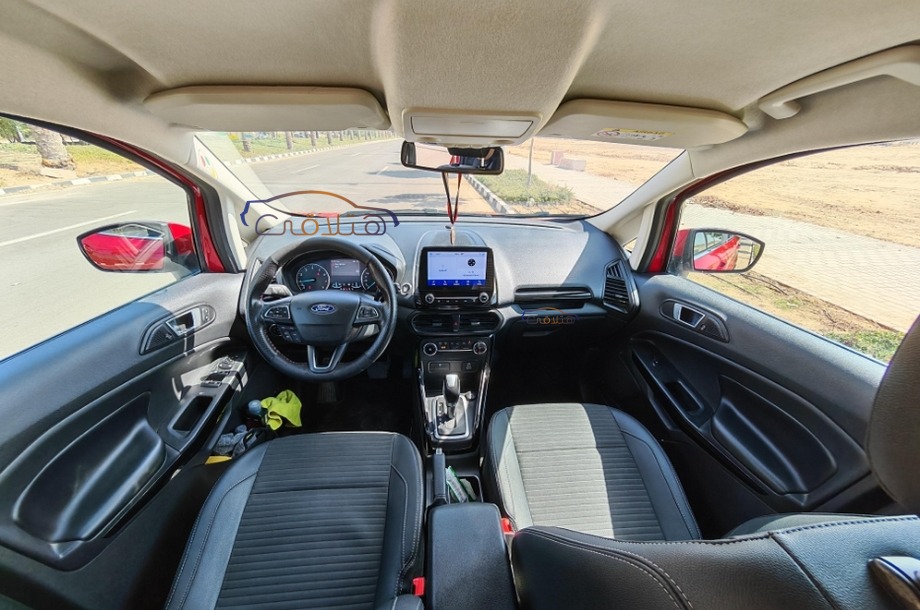 EcoSport Ford احمر