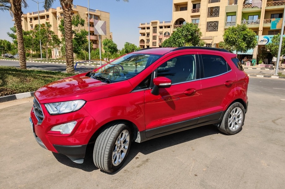 EcoSport Ford احمر