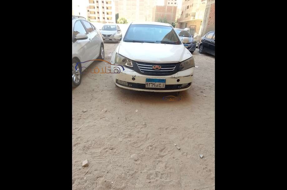Emgrand 7 Geely فضي