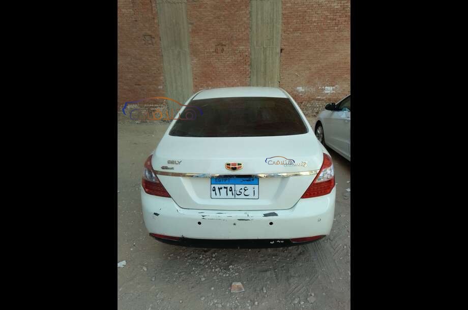 Emgrand 7 Geely فضي