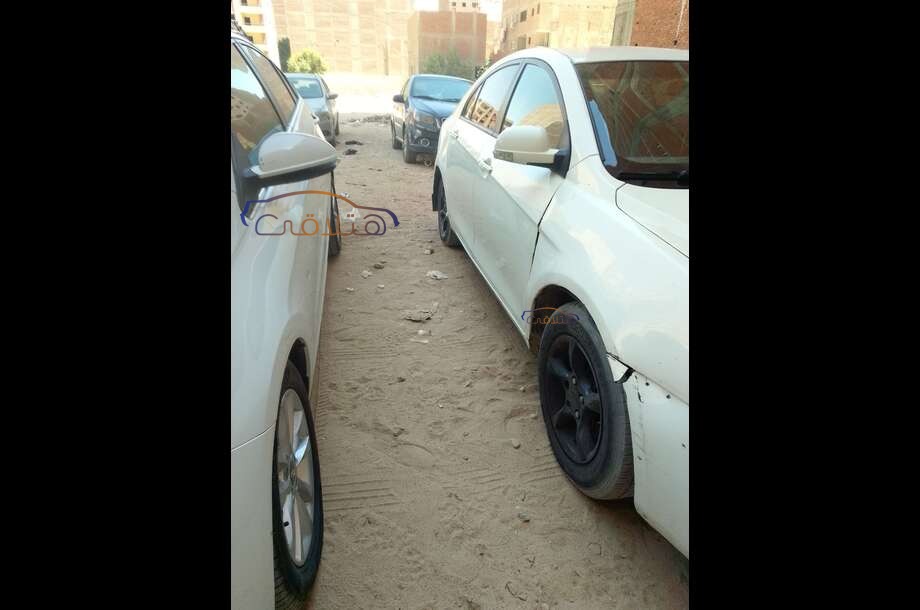 Emgrand 7 Geely فضي