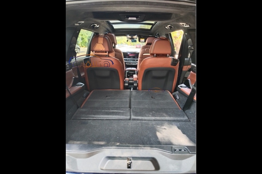 X7 BMW الأزرق الداكن