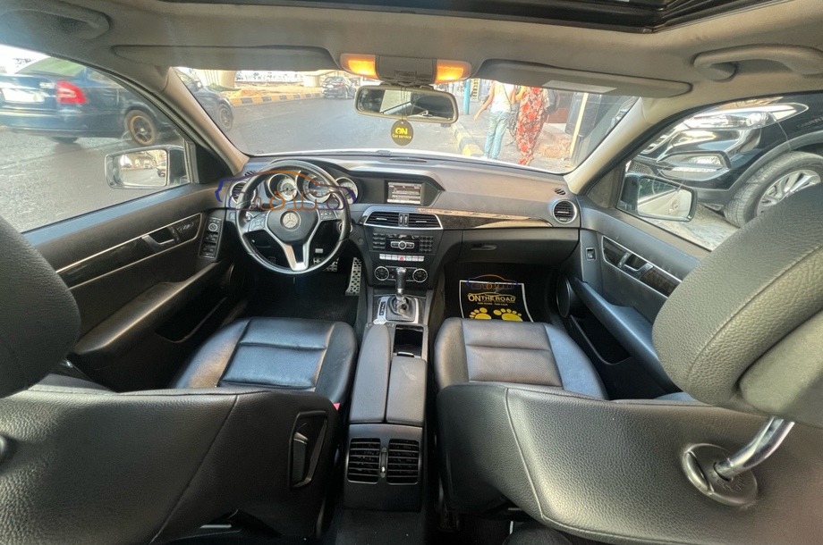 C 180 Mercedes White