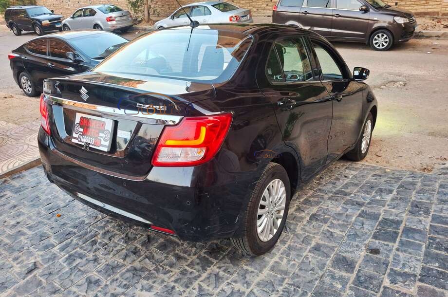 Dzire Suzuki Black