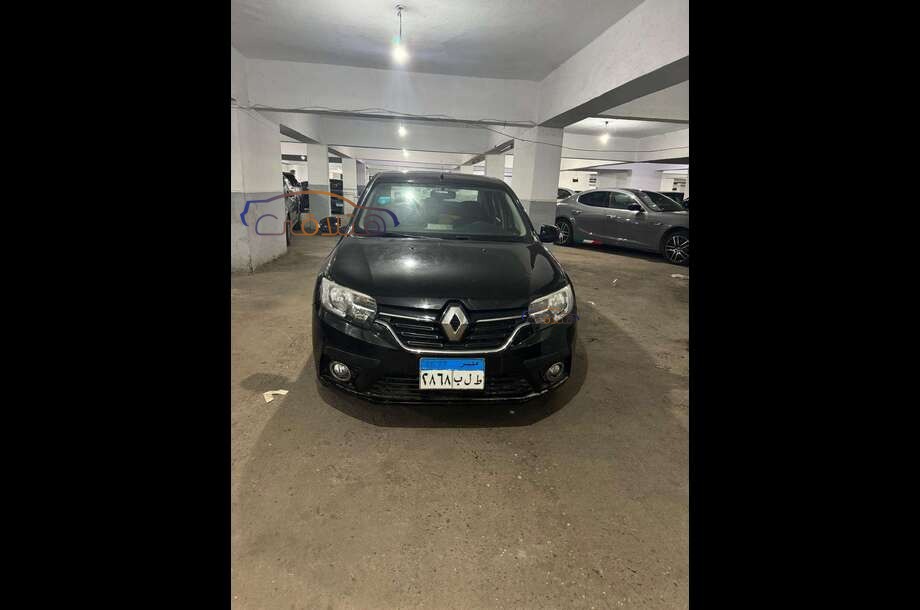 Logan Renault أسود