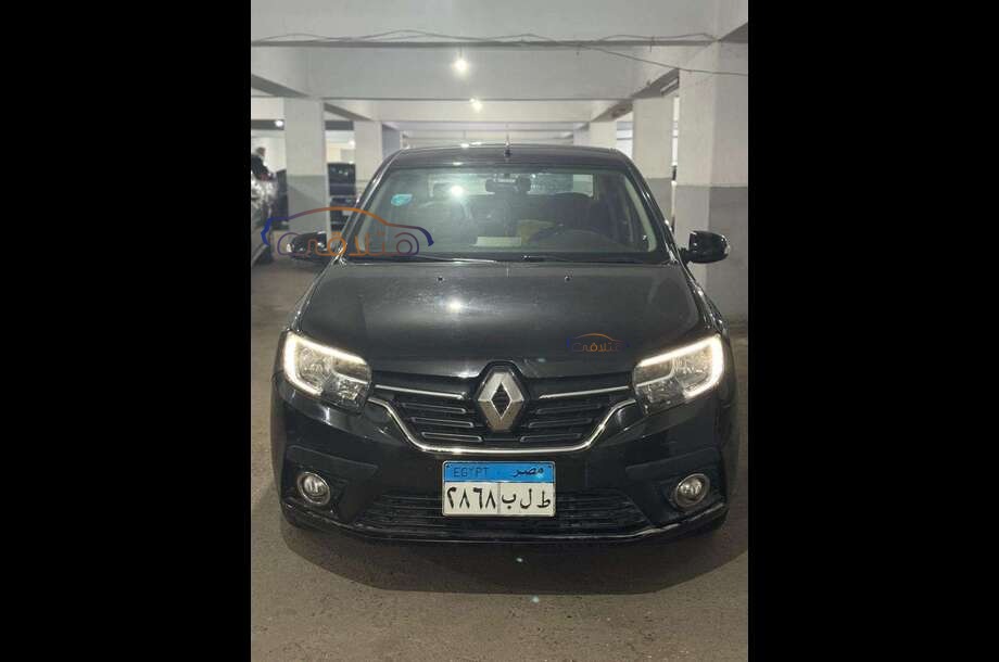 Logan Renault أسود