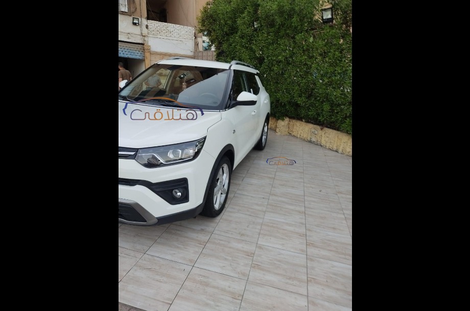 Tivoli XLV Ssang Yong أبيض