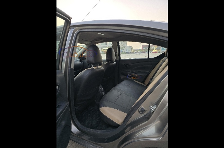 Sunny Nissan موكا