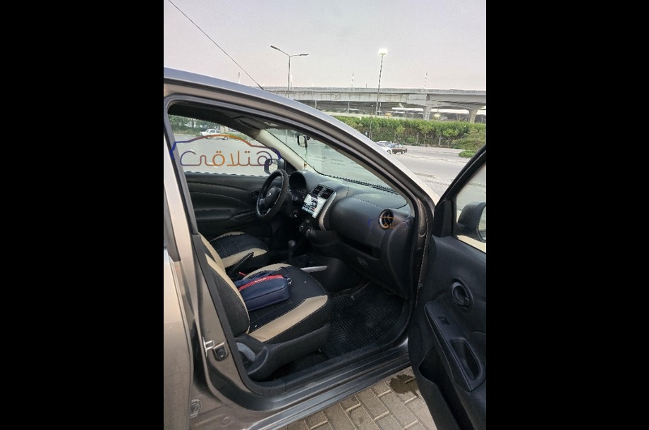 Sunny Nissan موكا