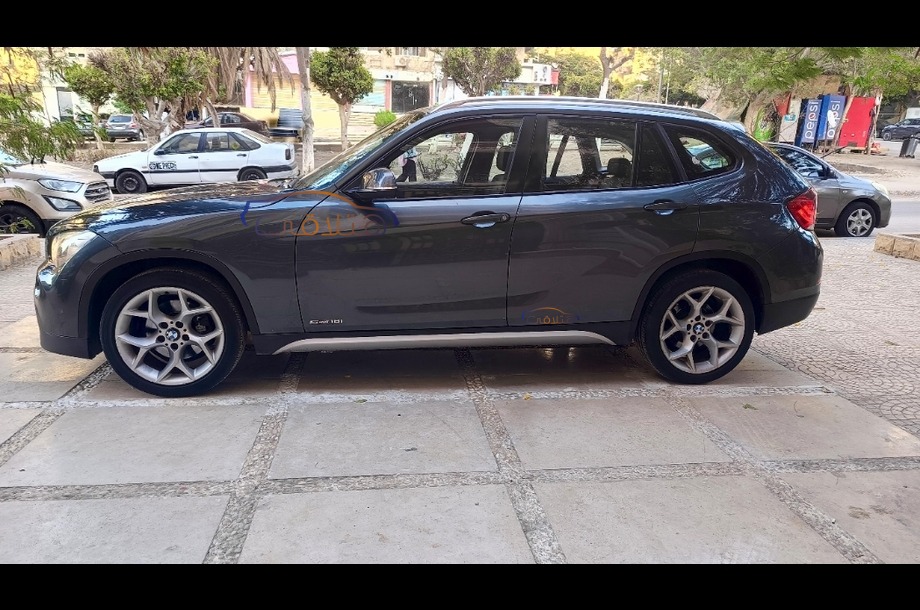X1 BMW Gray