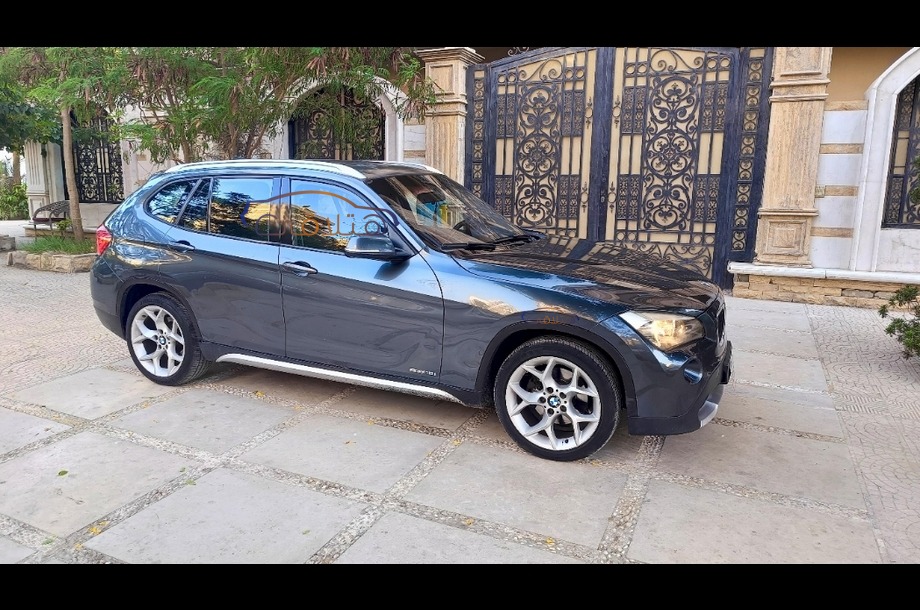 X1 BMW Gray
