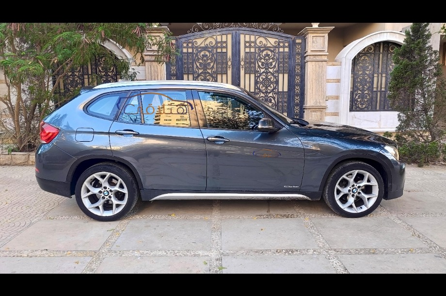 X1 BMW Gray