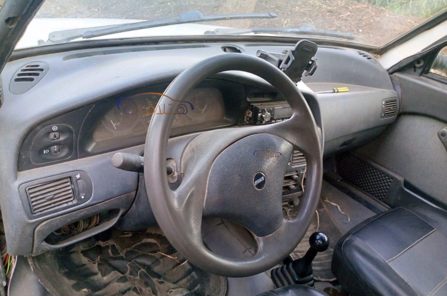 Regata Fiat أبيض