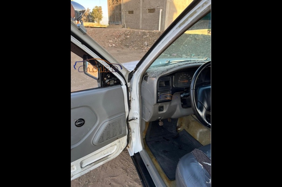 T-Series Chevrolet White