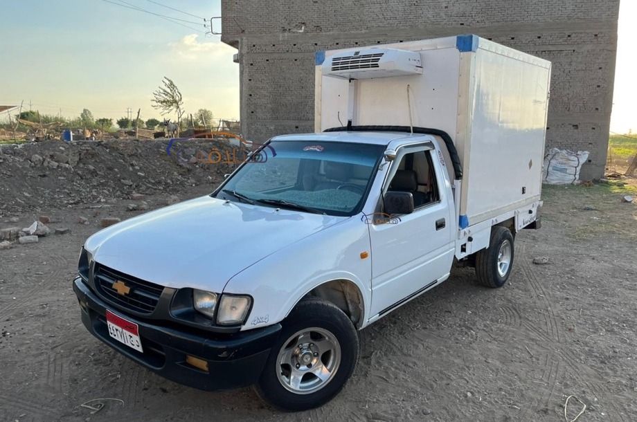 T-Series Chevrolet White