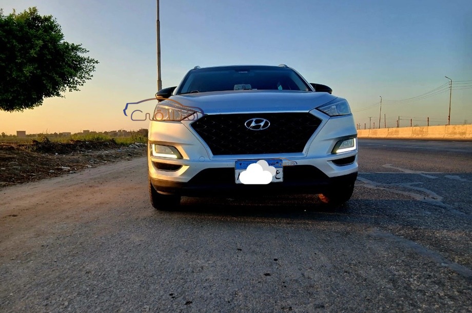 Tucson GDI Hyundai فضي