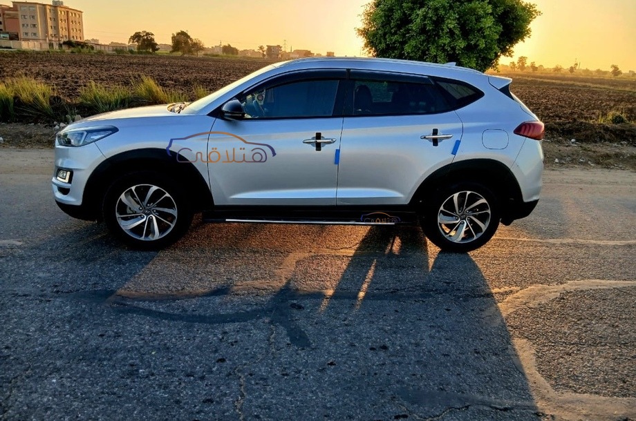 Tucson GDI Hyundai فضي