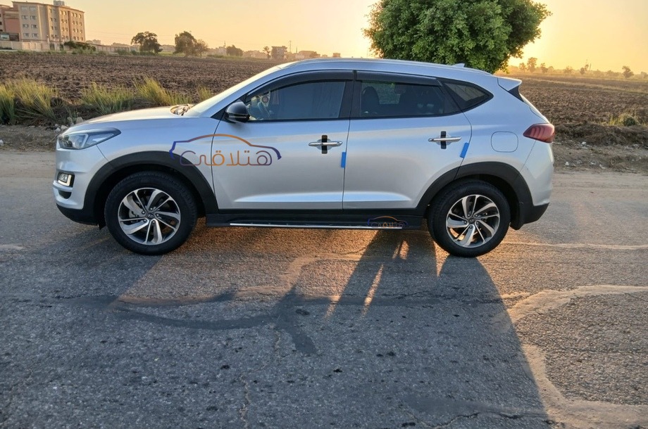 Tucson GDI Hyundai فضي