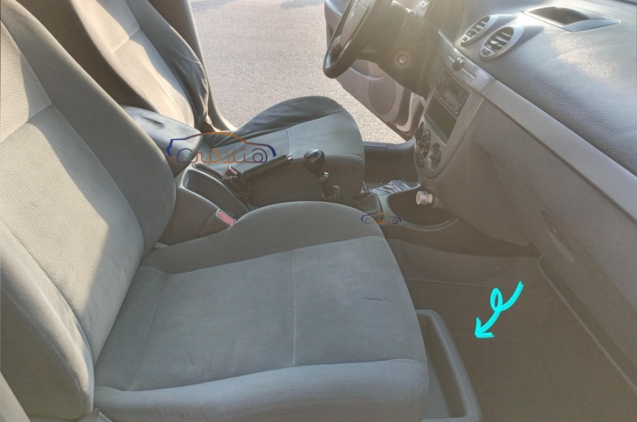 Optra Chevrolet احمر غامق